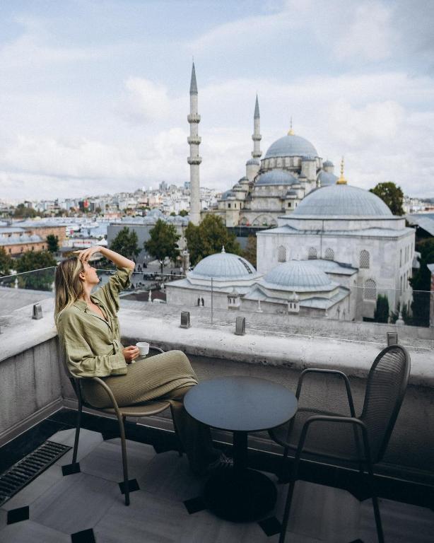 Mest Hotel Istanbul Sirkeci - Famille Deluxe Avec Balcon Et Vue Sur Mer