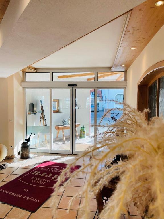 Fotografie z fotogalerie ubytování Hotel Garni Kern v destinaci Halfing