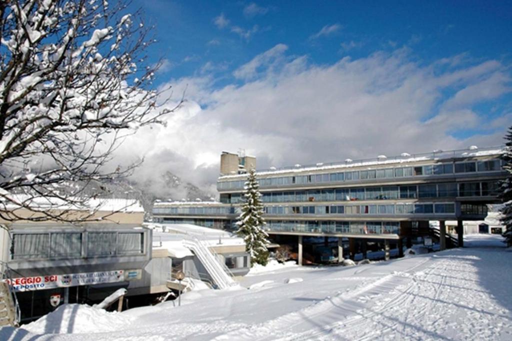 TH 1400 Hotel v zimě