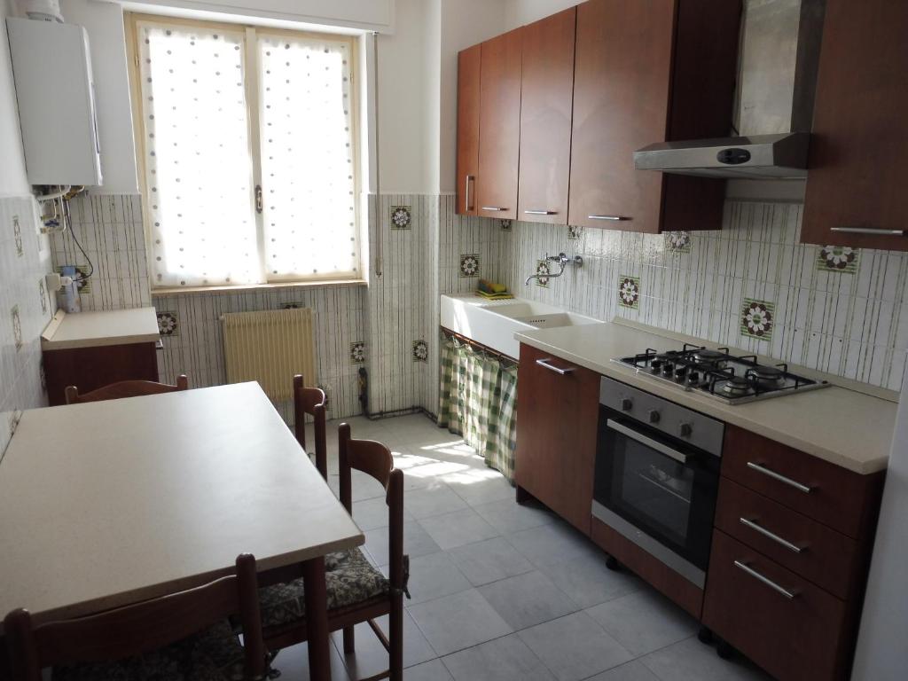 Kuchyň nebo kuchyňský kout v ubytování Casa Giulia