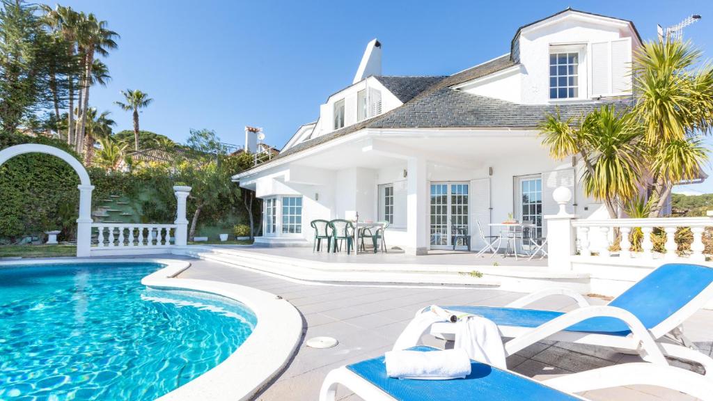 Villa con piscina y casa en 2Monte01 - Blanes en Blanes