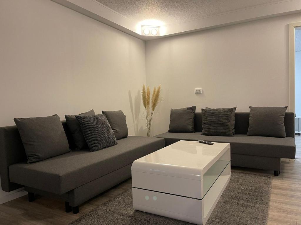 Ferienwohnung am Wald - Apartment With Terrace