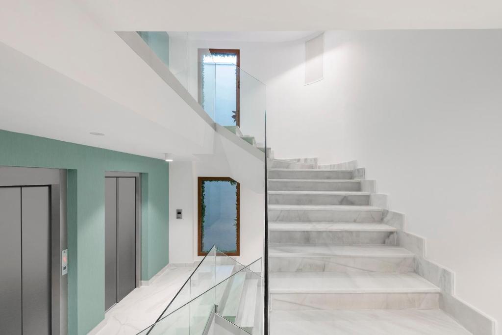 Odyssey Rooms Alicante - Resim 32