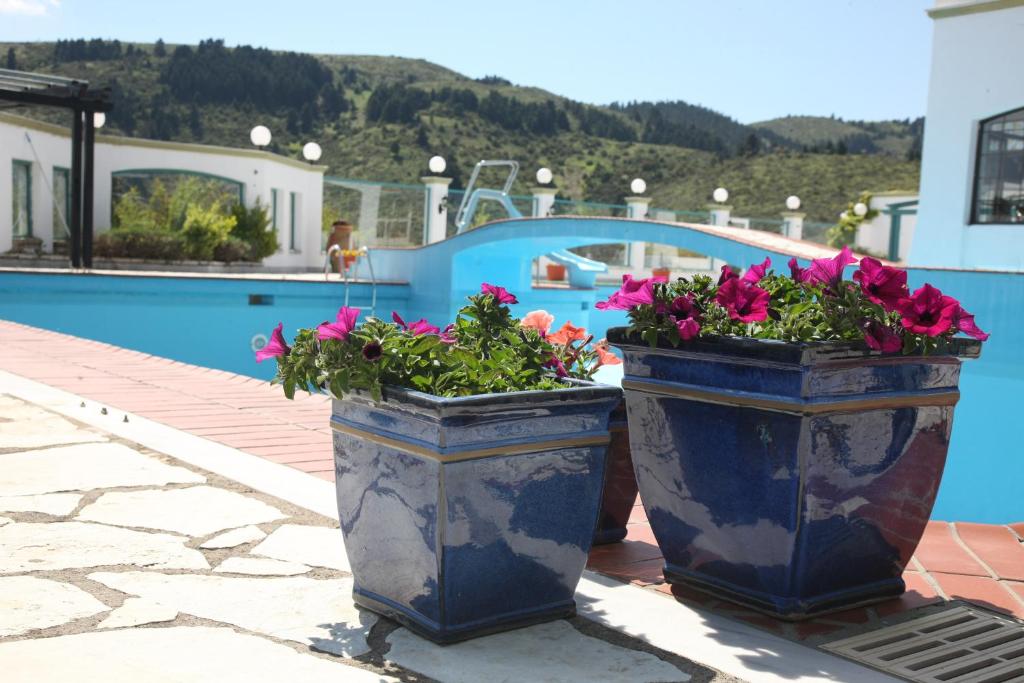 Bazén v ubytování HOTEL SPA MONTANA nebo v jeho okolí