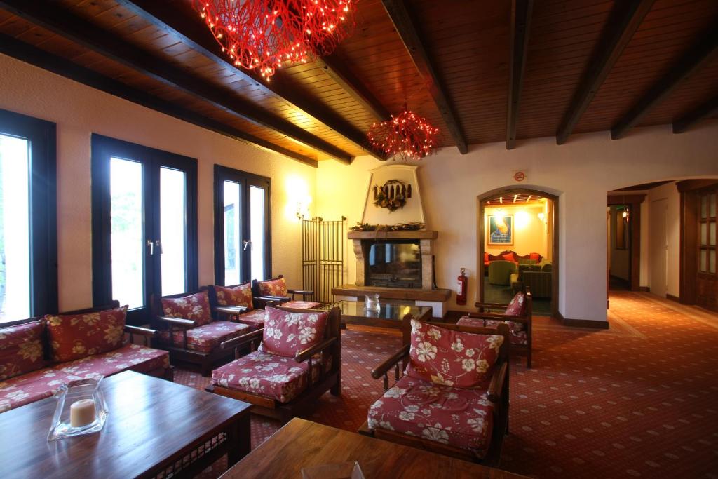 Posezení v ubytování HOTEL SPA MONTANA