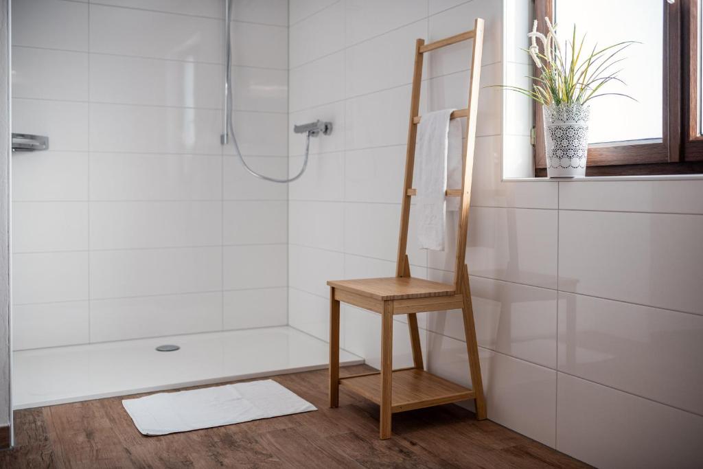 Koupelna v ubytování M-House FLACHAU Ganzes Haus für 8 Personen