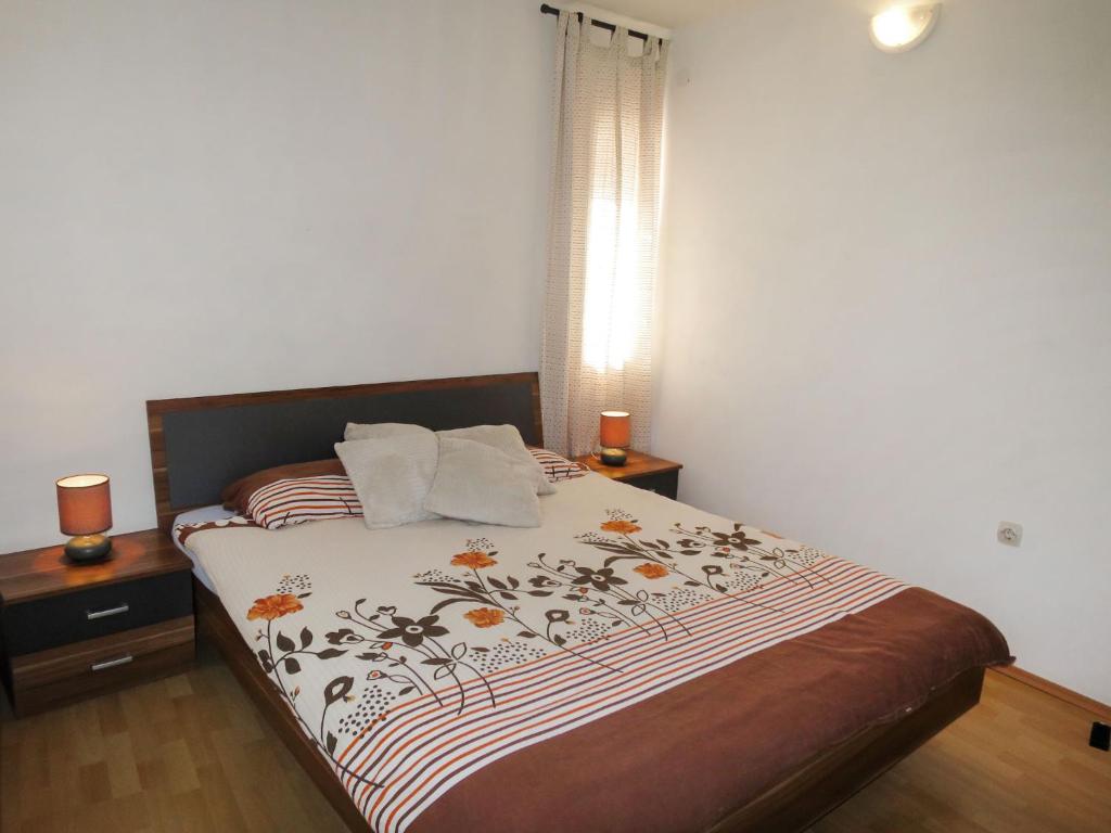 Posteľ alebo postele v izbe v ubytovaní Holiday Home Gojko by Interhome