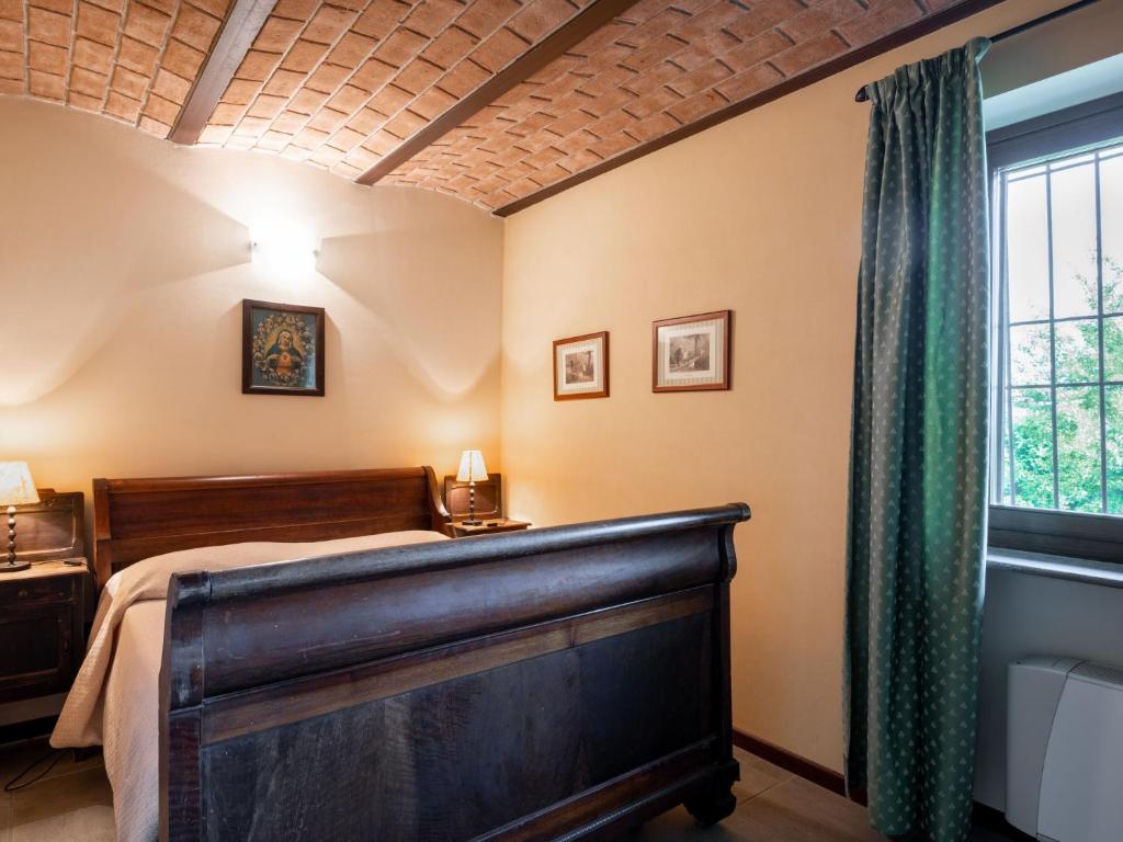 Łóżko lub łóżka w pokoju w obiekcie Holiday Home General Massena - NAZ112 by Interhome