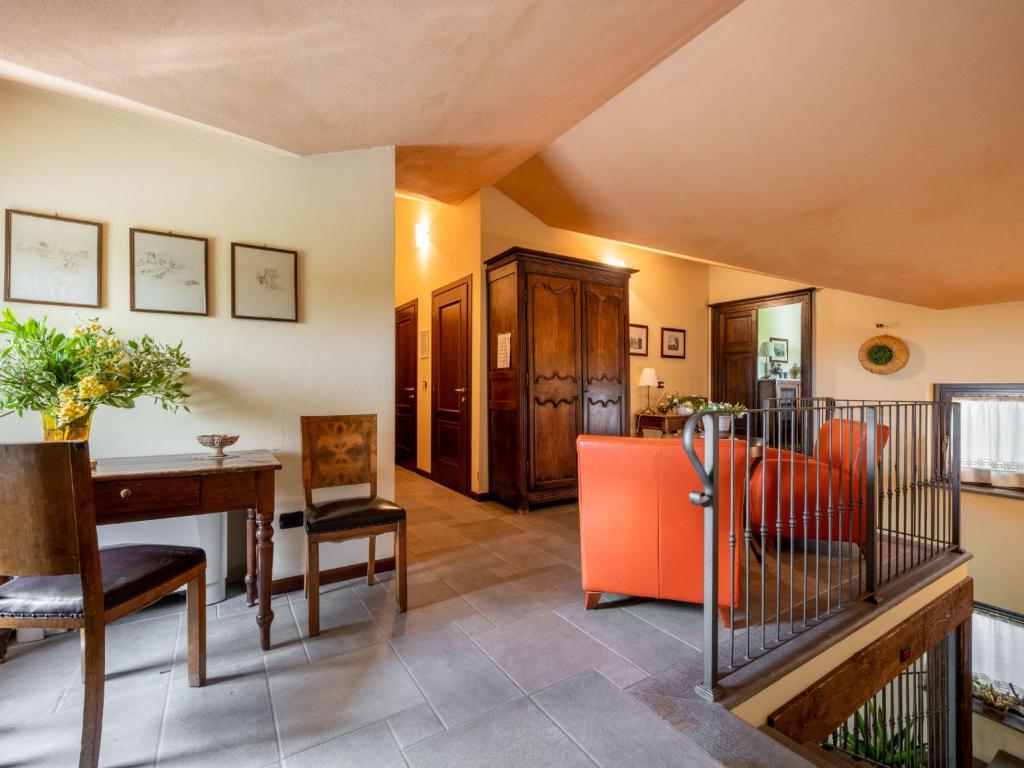 Kuchnia lub aneks kuchenny w obiekcie Holiday Home General Massena - NAZ112 by Interhome