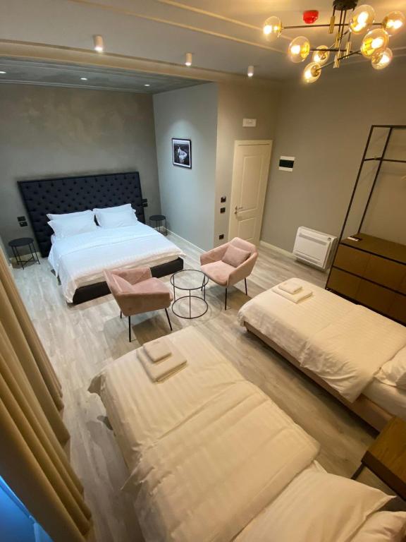 Ardenica Boutique Hotel - Viervoudige Kamer Met Balkon
