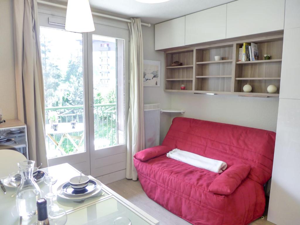 Istumisnurk majutusasutuses Apartment Blanc Neige by Interhome