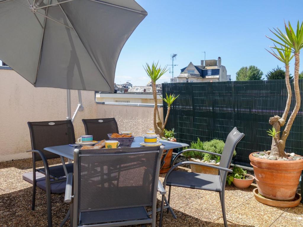 Balkón nebo terasa v ubytování Apartment Ker Enclos-1 by Interhome