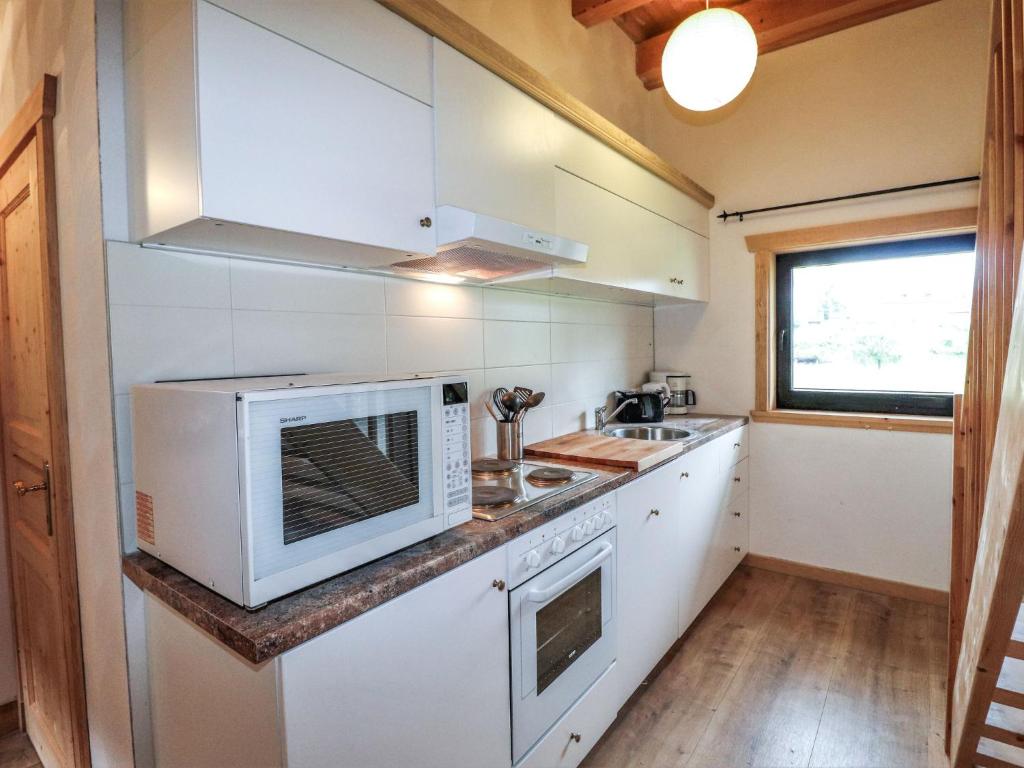 Kuchyň nebo kuchyňský kout v ubytování Apartment Adlerhorst - Top 5 by Interhome