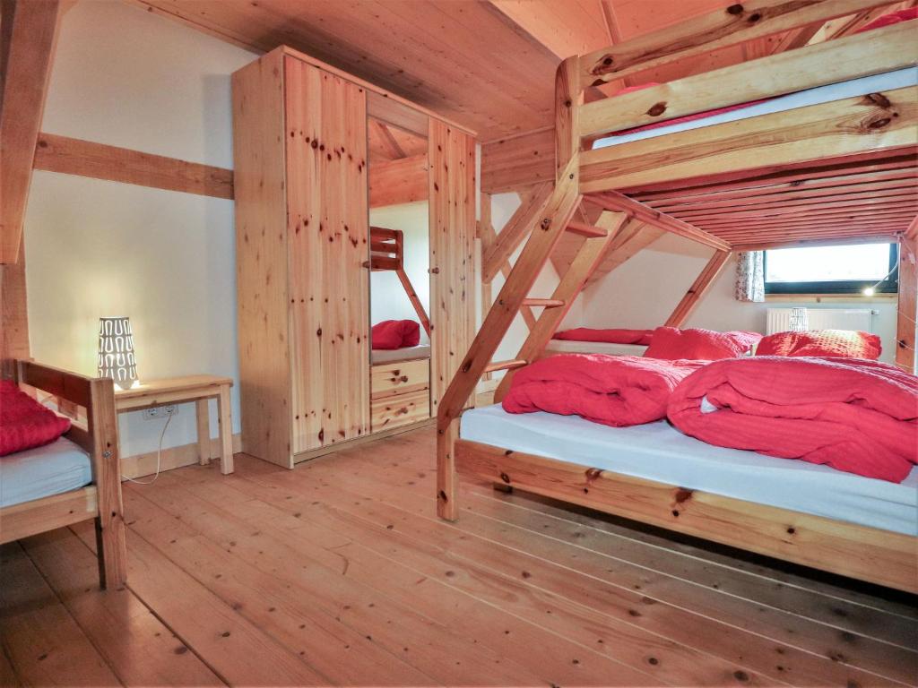 Postel nebo postele na pokoji v ubytování Apartment Bärenhöhle - Top 6 by Interhome