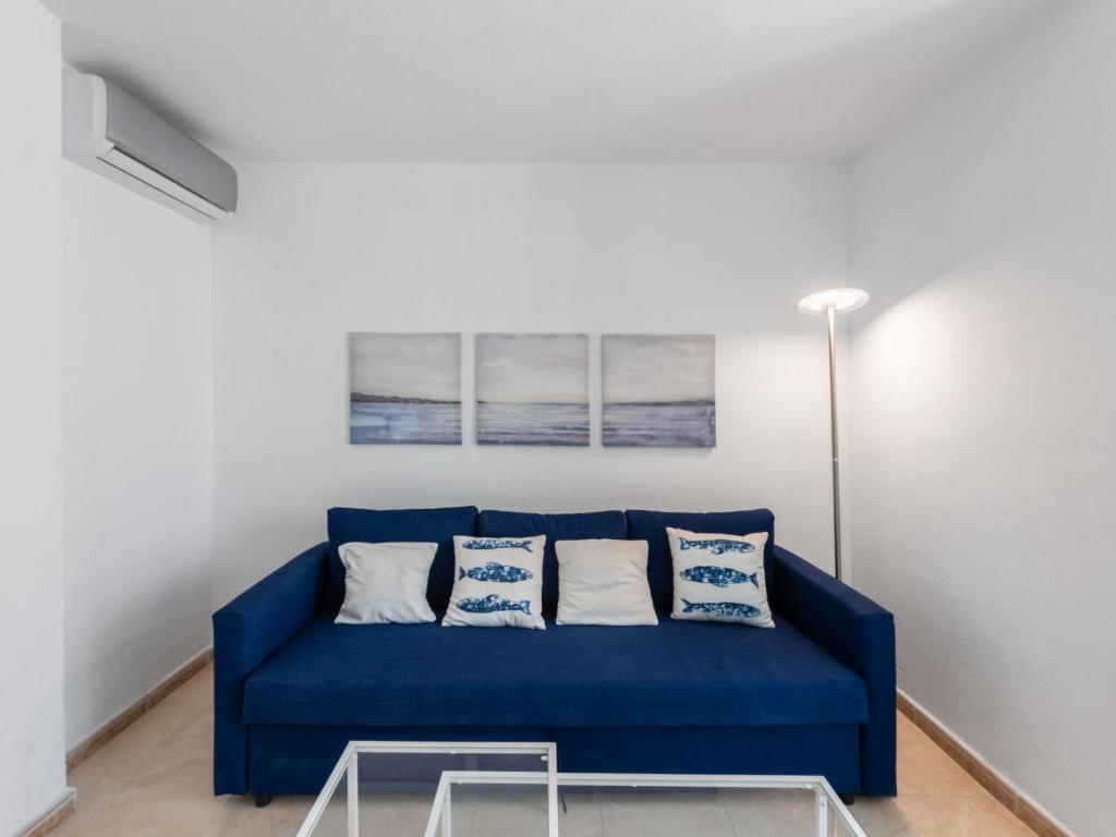 Posezení v ubytování Apartment Benasol-1 by Interhome