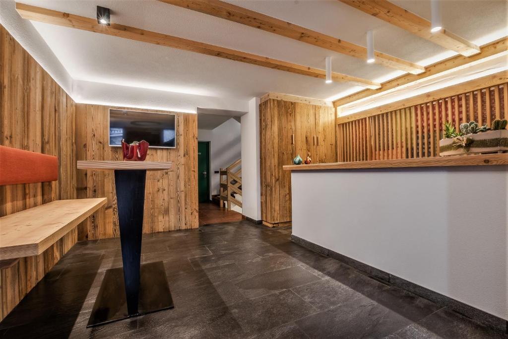 Fotografie z fotogalerie ubytování Appartamenti Residence Ada v destinaci San Cassiano