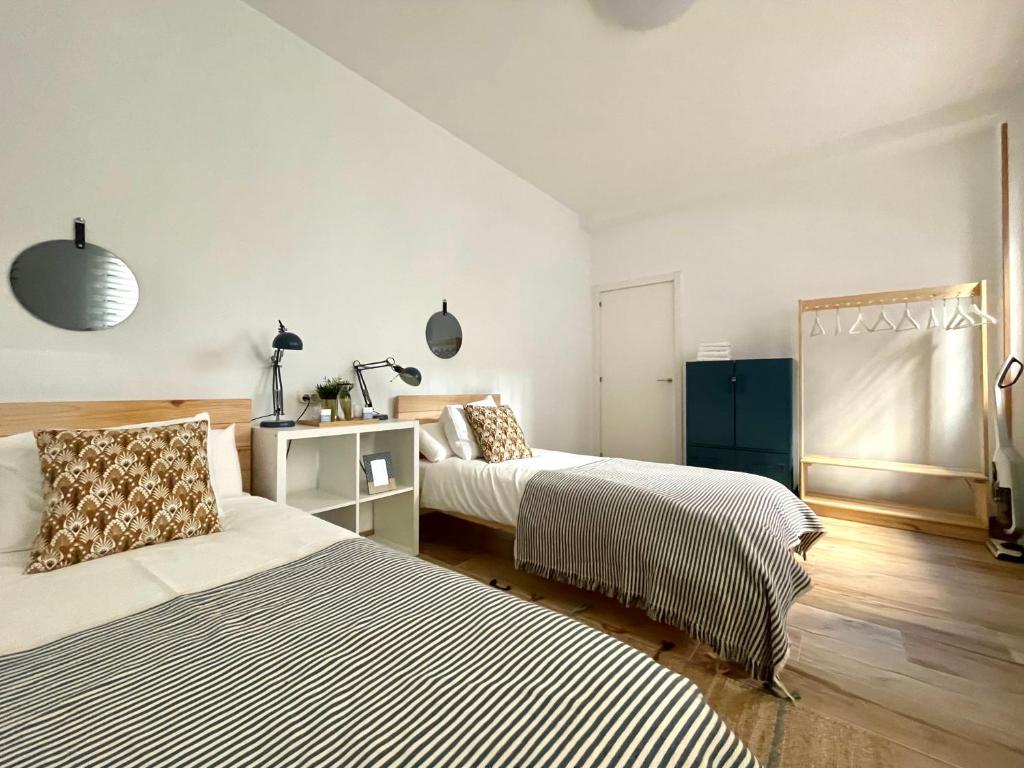 Postel nebo postele na pokoji v ubytování Trauko Flat Parking 12 euros x day EBI01313