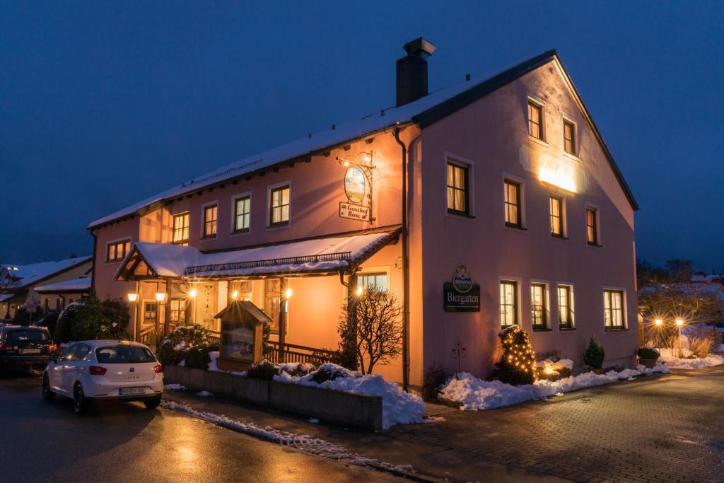Budova, kde se hotel nachází