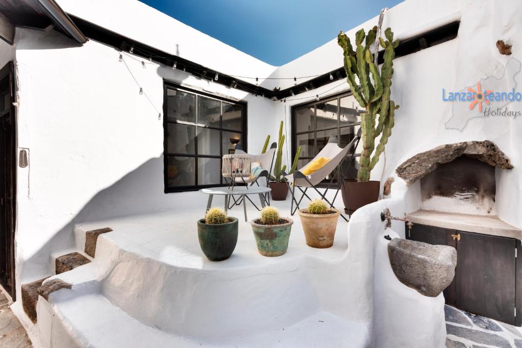 Fotografie z fotogalerie ubytování Vivienda Vacacional El Patio de Franky v destinaci Teguise
