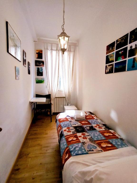 Posteľ alebo postele v izbe v ubytovaní LA GUGLIA - Guglia House-CANNAREGIO-VENEZIA