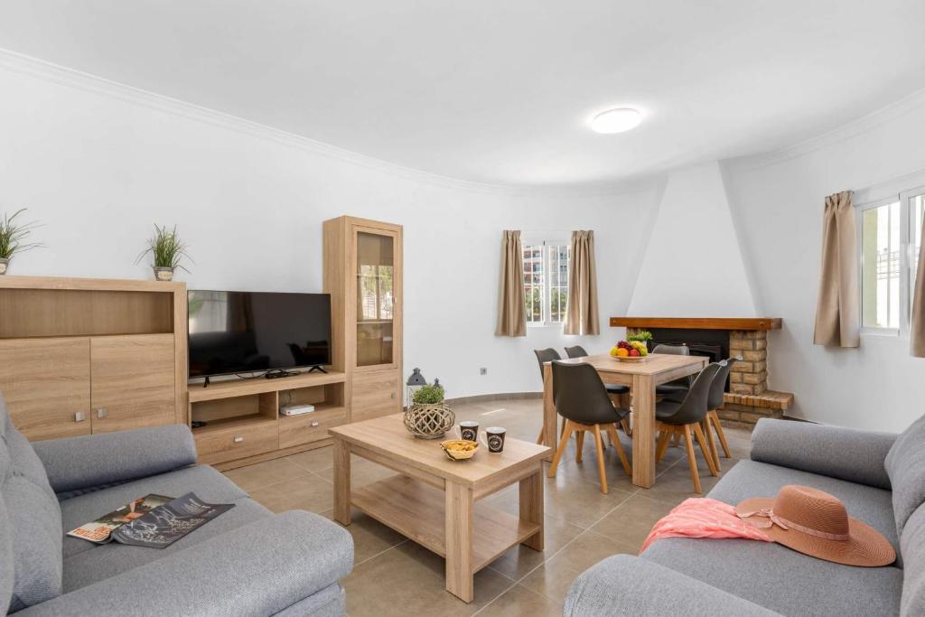 Posezení v ubytování Villa Escriva - PlusHolidays
