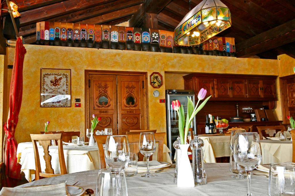 Restaurace v ubytování Les Combes