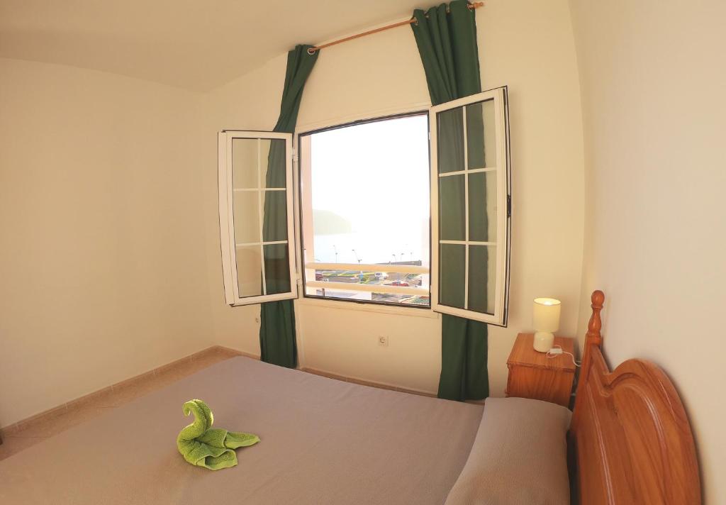 Postel nebo postele na pokoji v ubytování Apartamento vistas al mar, wifi de 600 Mb