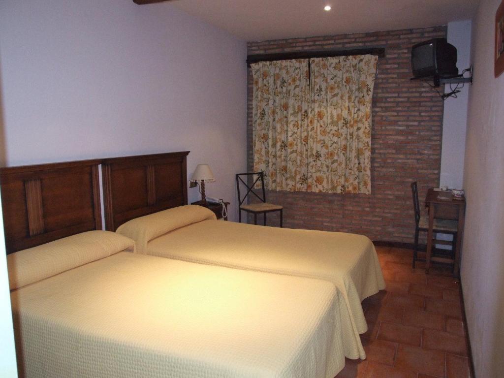 Hotel Rural Carlos I - Tweepersoonskamer Met 2 Aparte Bedden
