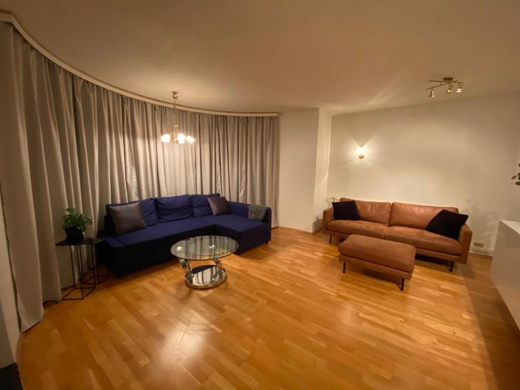 Big apartment perfect for groups or families
