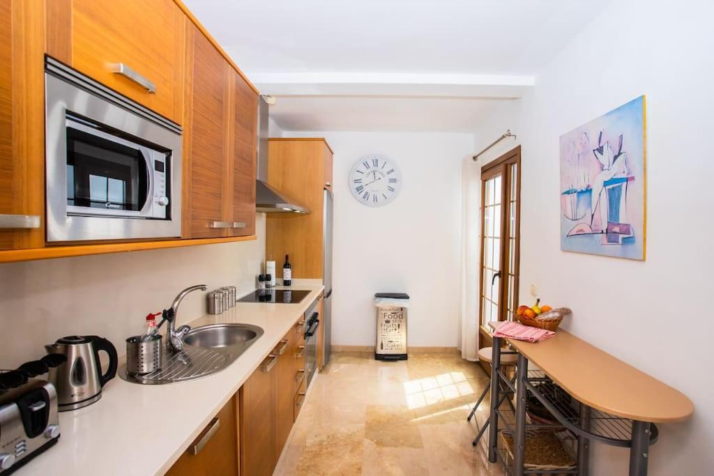 Booking.com: Villa vistas al mar, Piscina Climatizada y ...