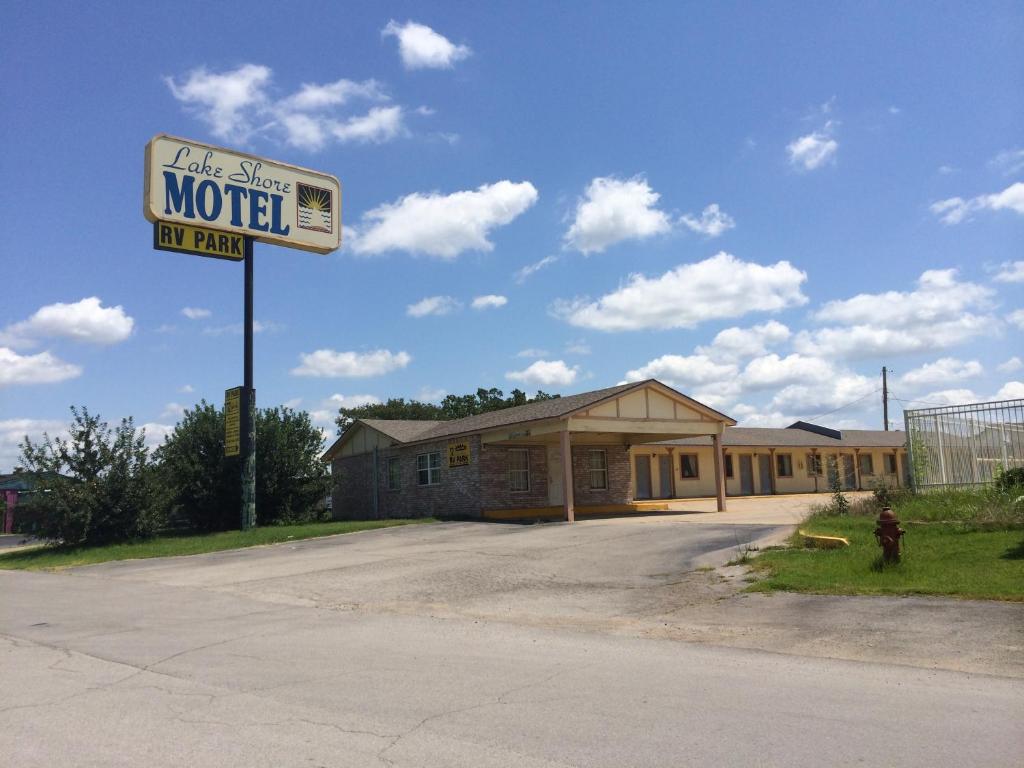 Gallery image of Lake Shore Motel in Mannford