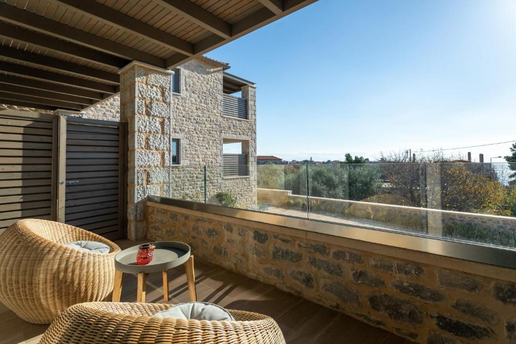 Balkón alebo terasa v ubytovaní Linari Villas