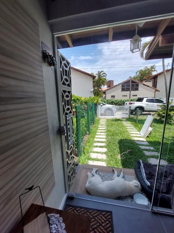 Apartment LOFT RESIDENCIAL JUNTO A PRAIA, Garopaba, Brazil