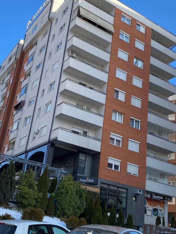 Sunny Hill Apartment (Kosovo Pristina)