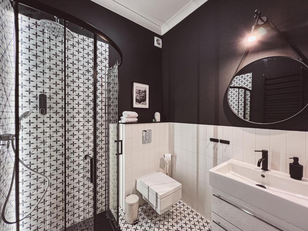 Kúpeľňa v ubytovaní Apartament Harmonia . Odpoczynek na Starówce