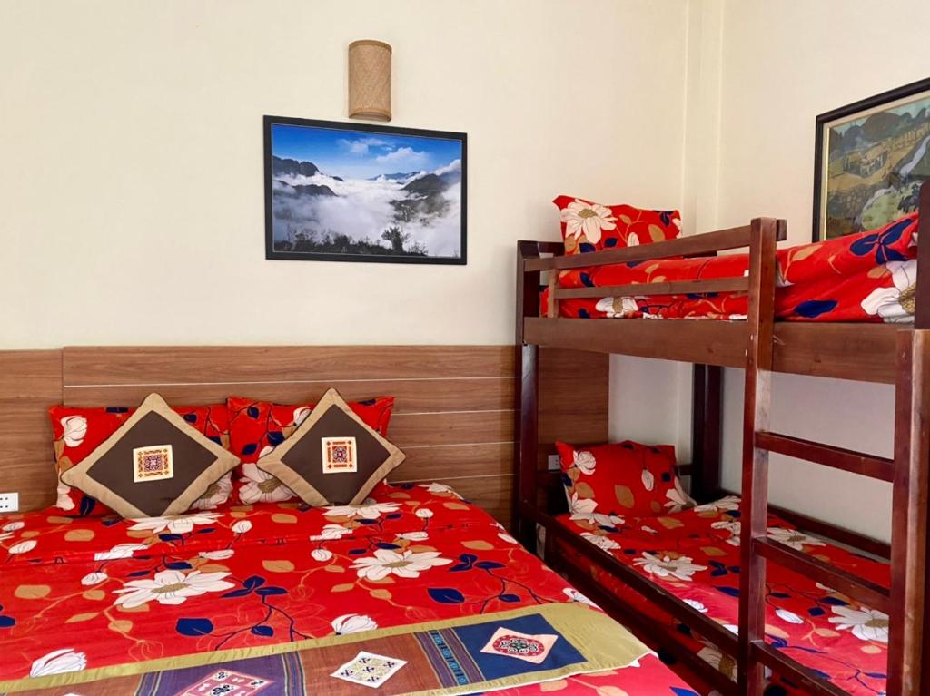 Giường trong phòng chung tại Sapa Garden Hotel