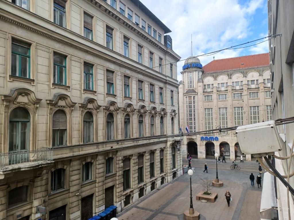 Budova, v ktorej sa apartmán nachádza