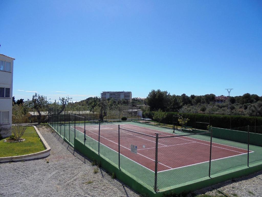 Tenis a/nebo squash v ubytování Finca del Moro nebo okolí