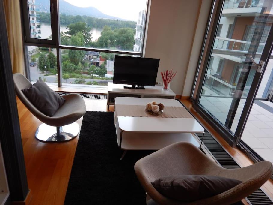 Imádnivaló medencés hotellakás szaunával. 1138 Budapest, 8 Meder utca kép - 1