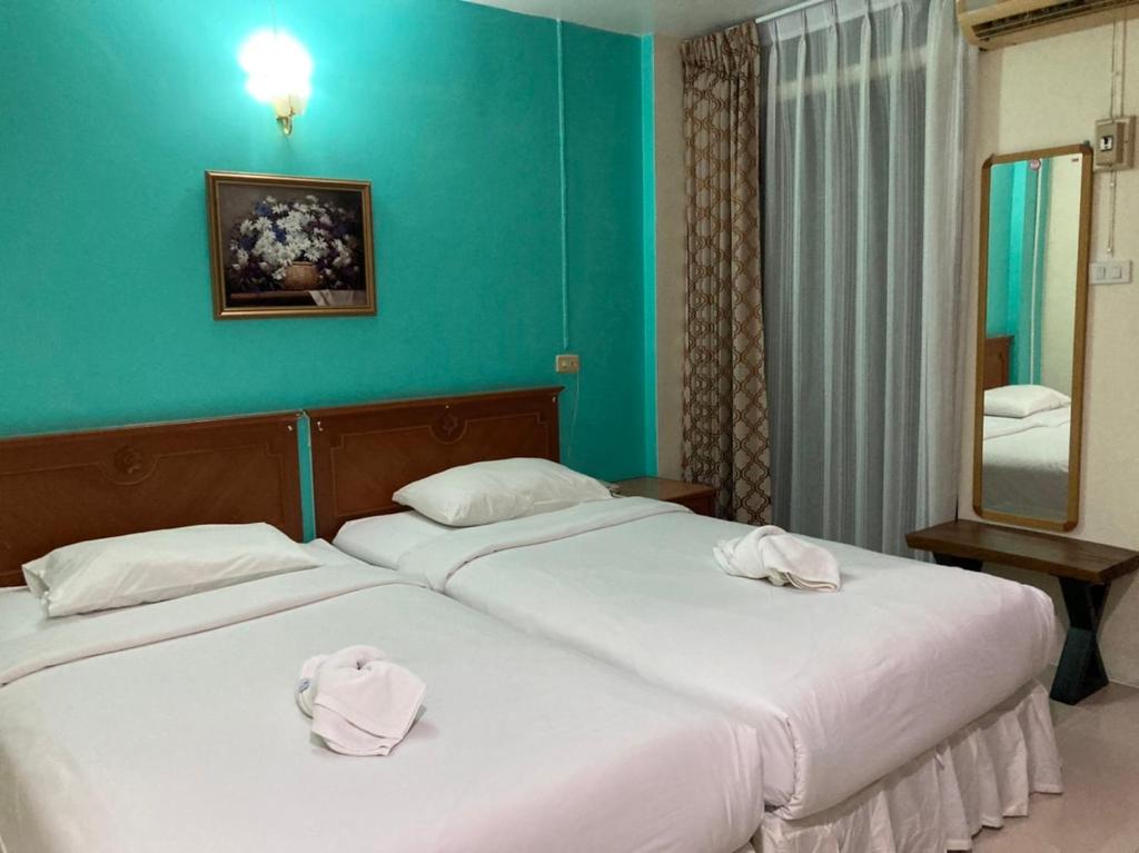 
Standard Twin Room only
