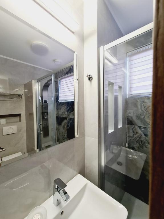 ForS Konak Apartments - Deluxe Queen Room