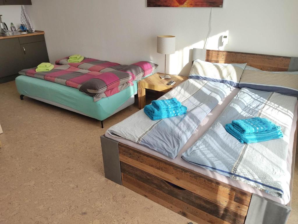 Postel nebo postele na pokoji v ubytování Ferienapartment "Alois" in Sankt Englmar