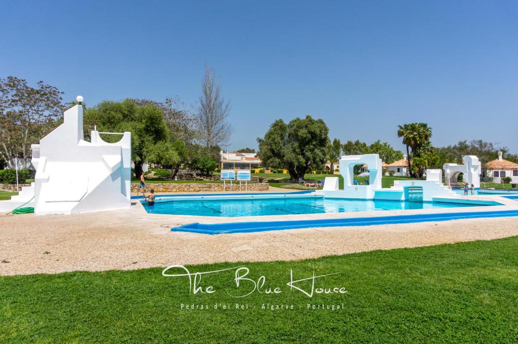 Bazén v ubytování The Blue House, Pedras D'el Rei, Tavira nebo v jeho okolí