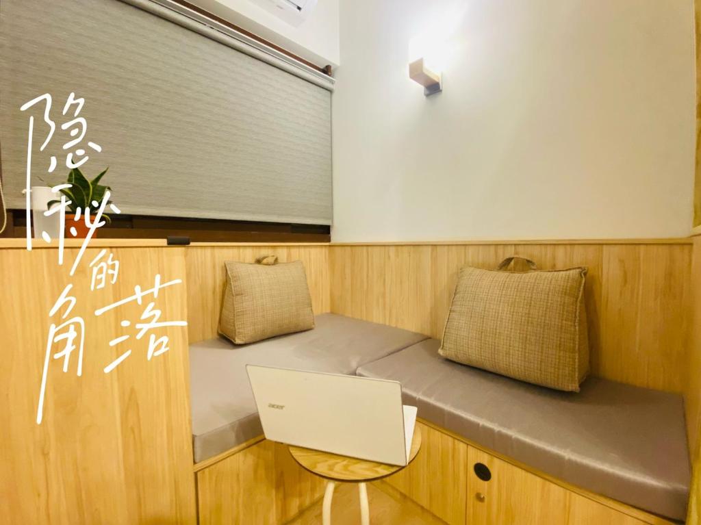 Area tempat duduk di 捉鳳凰 台南百年老宅包棟導覽民宿系列Catchphoenix Centennial Guesthouse