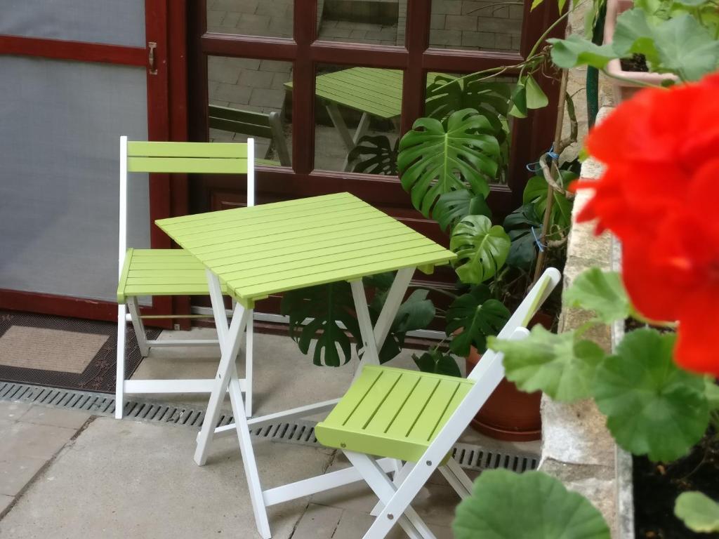 Fotografia z galérie ubytovania Cseresznyés apartman v destinácii Balatonalmádi