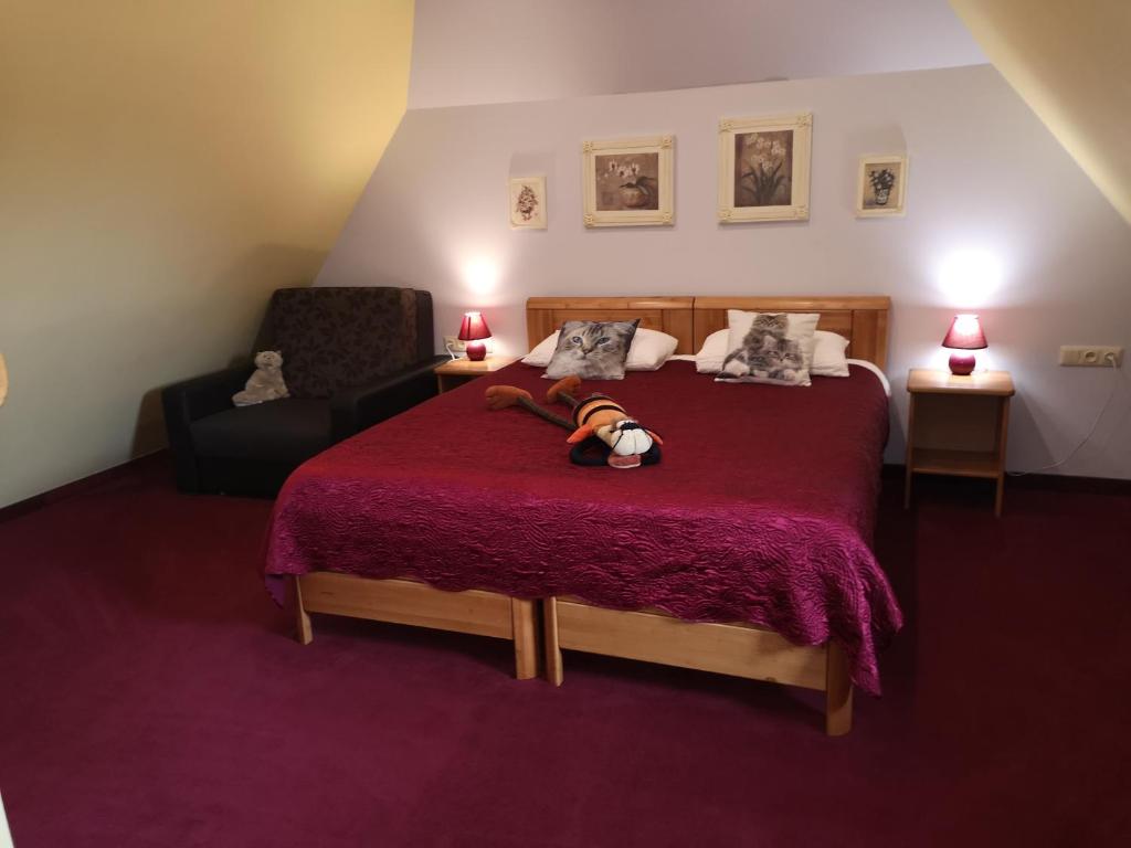 Postel nebo postele na pokoji v ubytování Hotel Senlīči