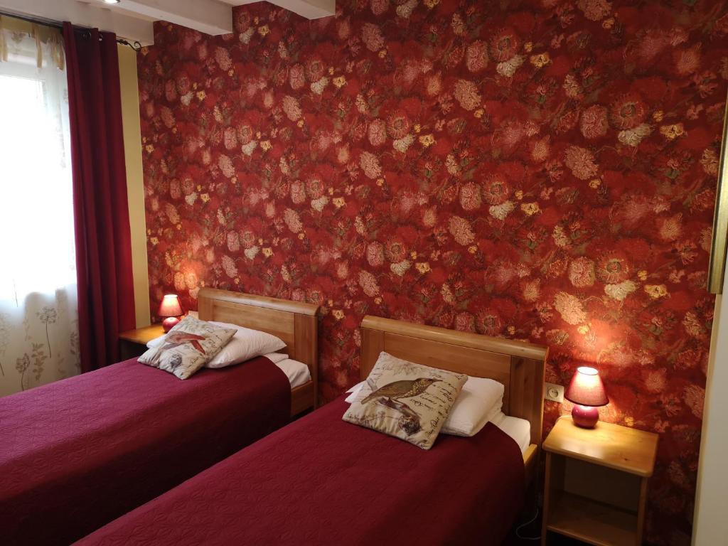 Postel nebo postele na pokoji v ubytování Hotel Senlīči
