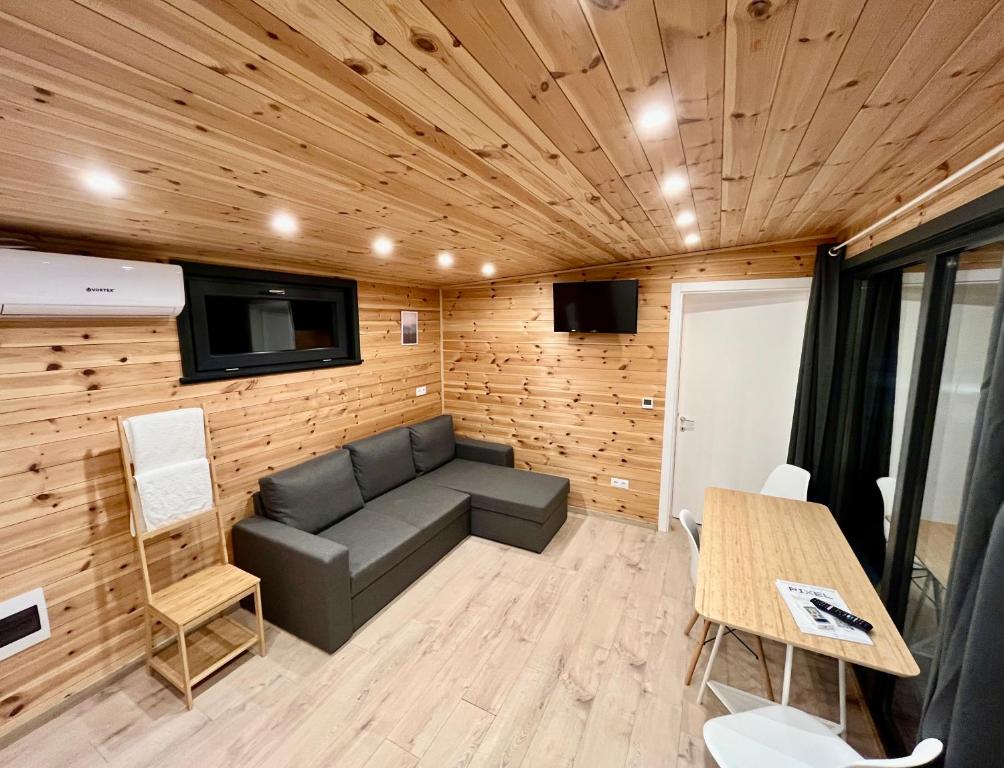 TV a/nebo společenská místnost v ubytování Pixel - Tiny Campus