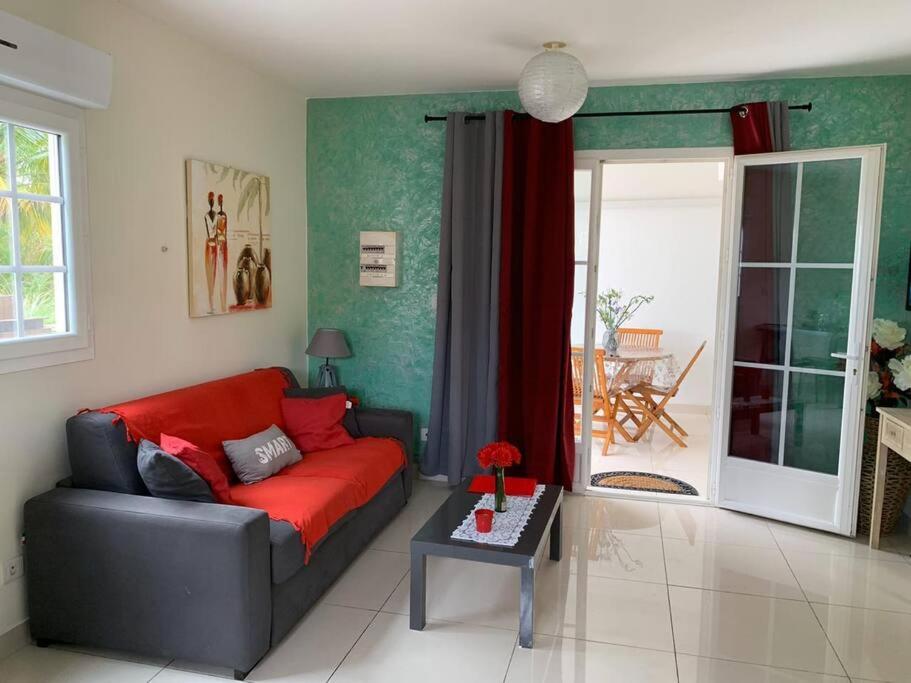 Posezení v ubytování Superbe appartement à Trinité