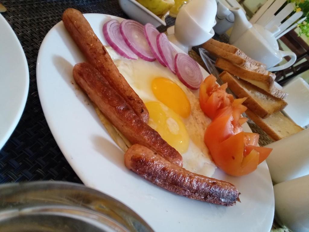 White House Ella - 19